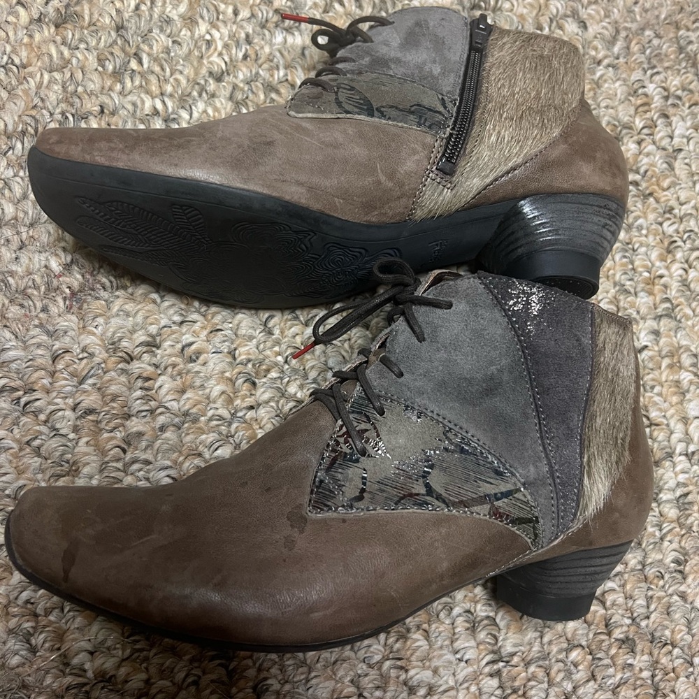 Stylish Think! Brand Ankle Boots